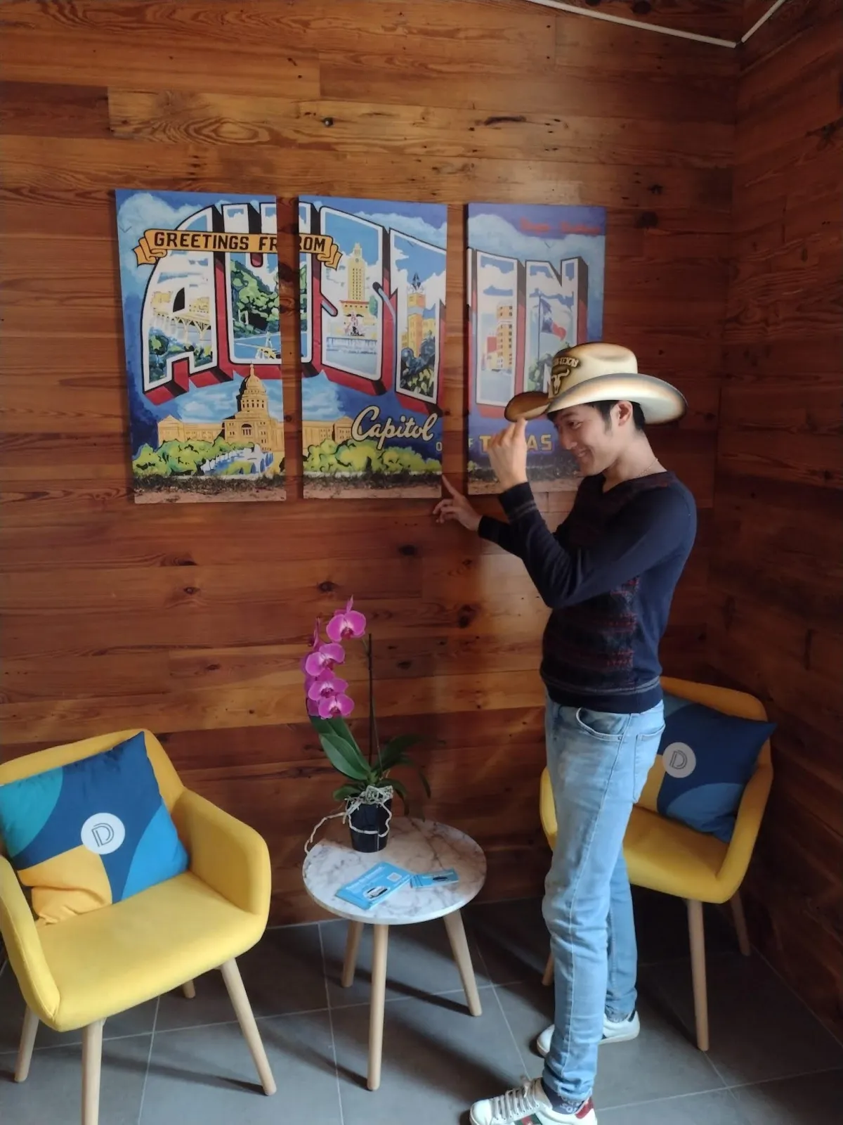 Alaric Ong in Draper Startup house at Austin Texas