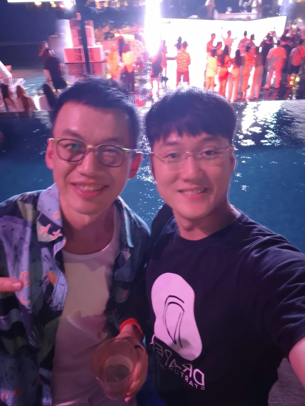 Alaric Ong with Ylona Garcia, Filipino Celebrity (4m followers on Instagram)