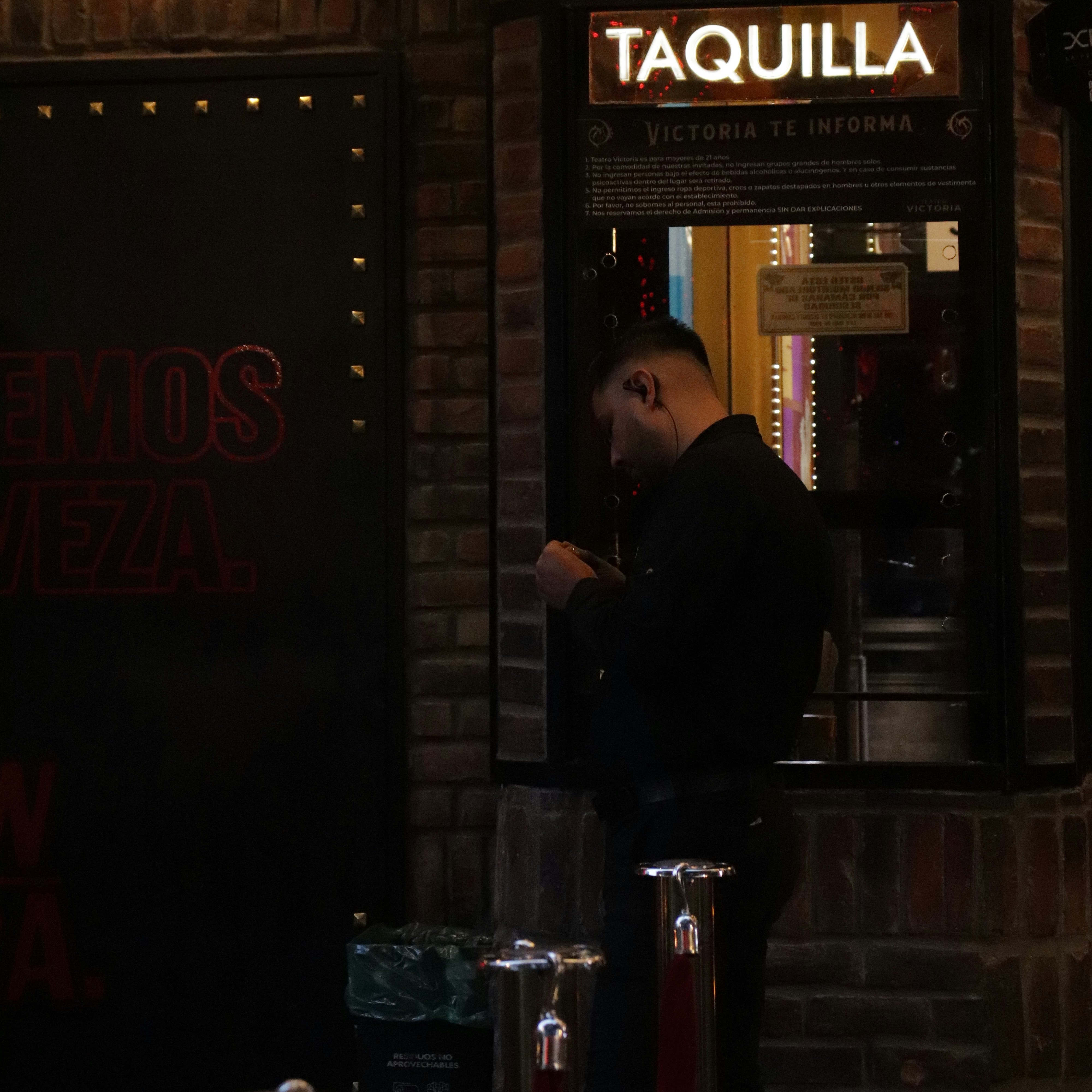 purple and pink light illustration