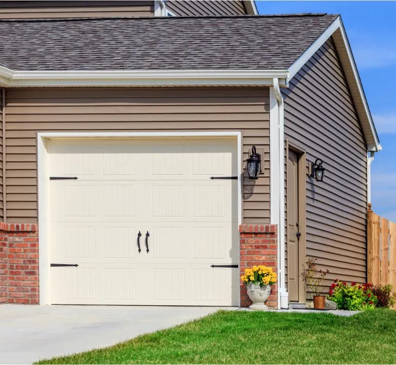 House with Hardie shaker siding