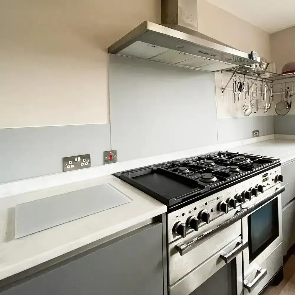 A custom 6mm toughened matt finish glass splashback in a kitchen | Creoglass