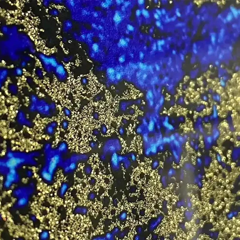 A custom 6mm Liquid Ink Extra glass splashback in a kitchen | Creoglass