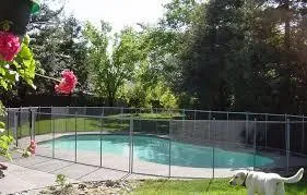 Pool Elclosures Loves Park IL
