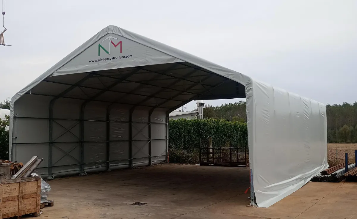 Capannone mobile in PVC industriale certificato NIM