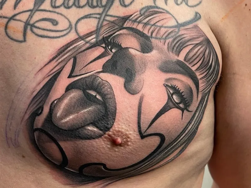 Black & grey tattoo door Alex bij Iris Tattoo Art Deventer