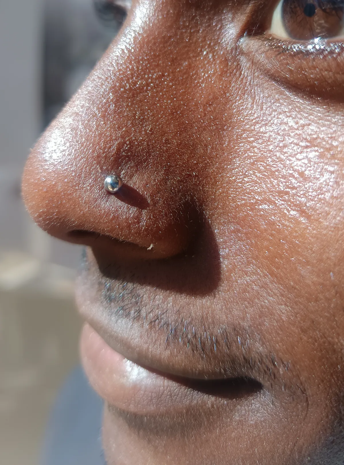 neus piercing Deventer Iris Tattoo Art