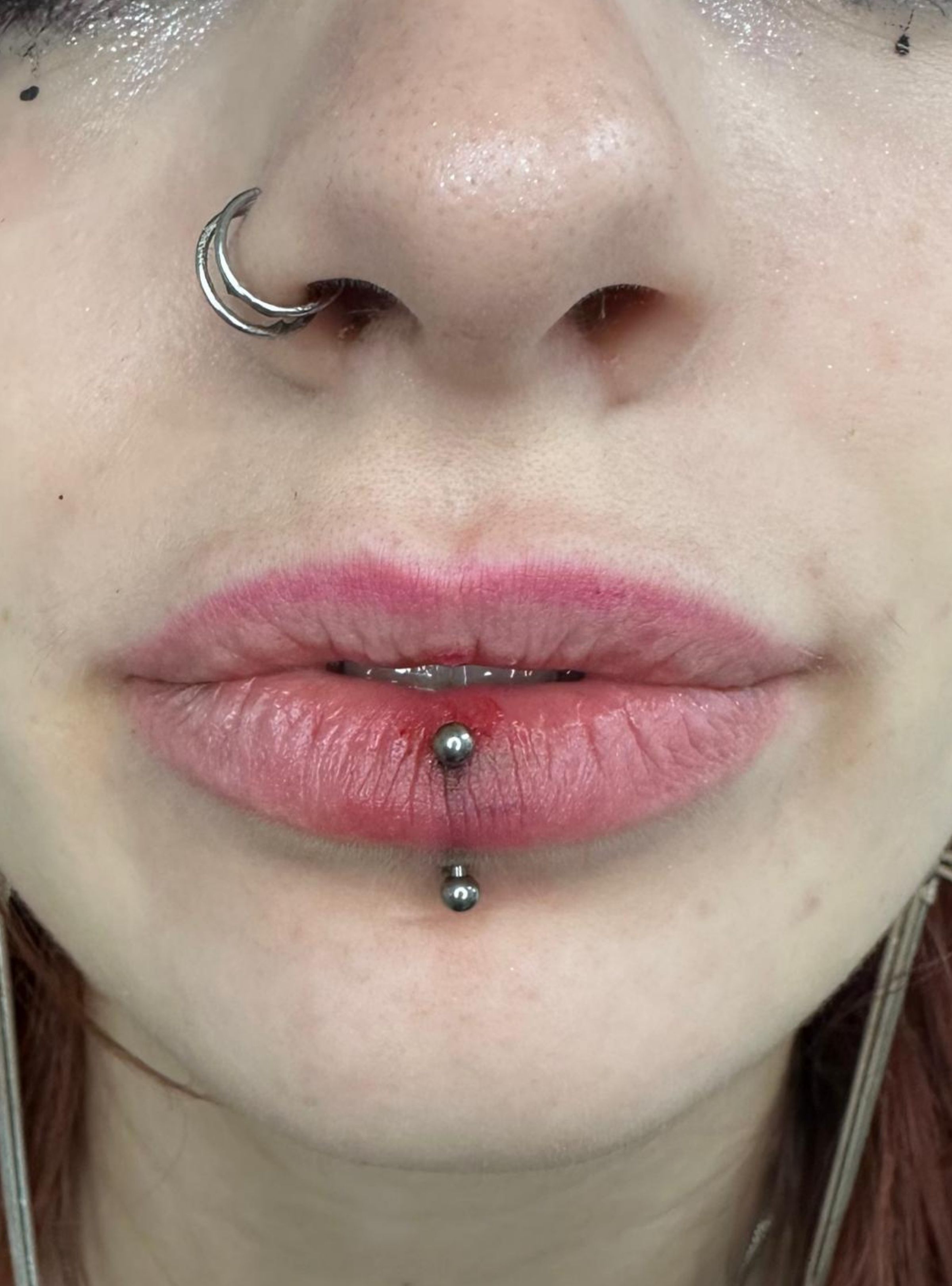 snug piercing Deventer Iris Tattoo Art