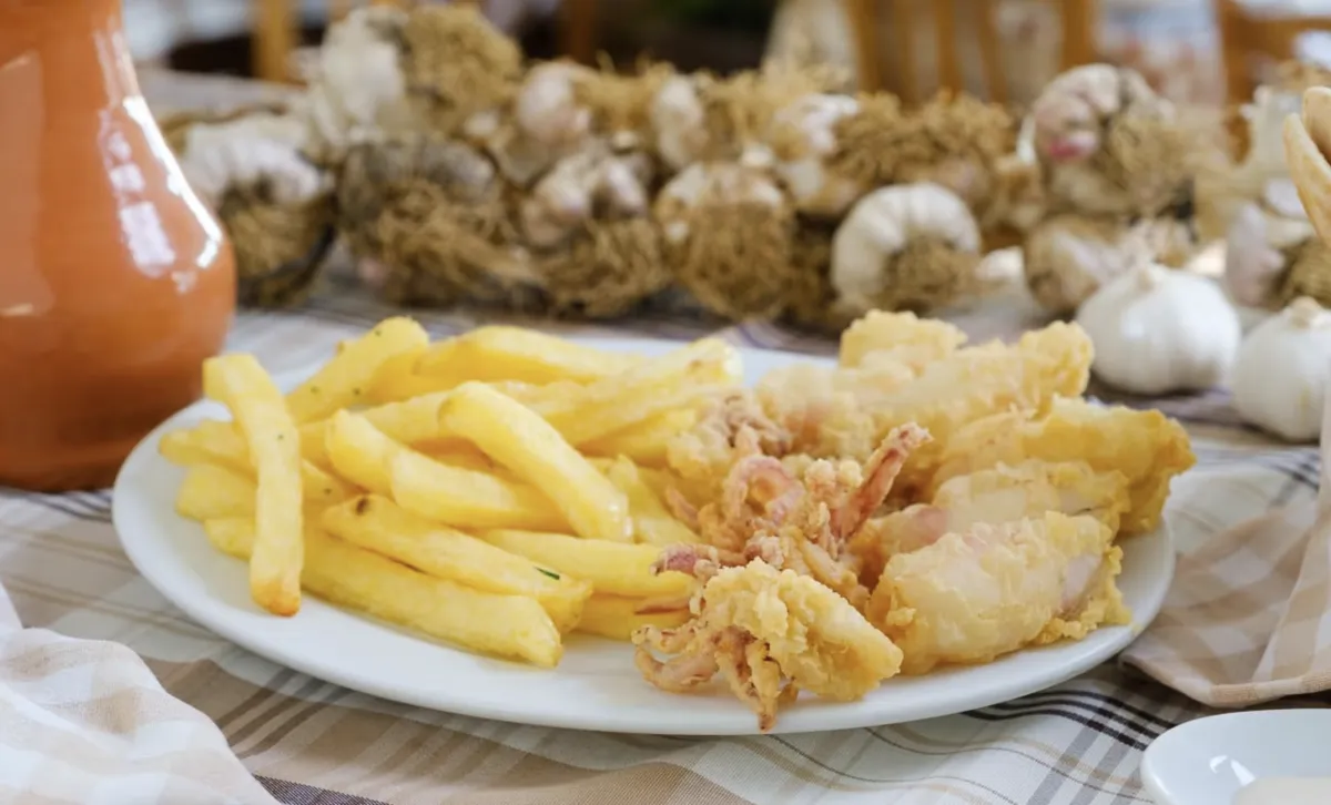 vlachos tavern Fresh Baby Kalamari - fried