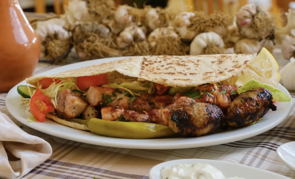 vlachos tavern mix (pork souvlaki + sieftalies)