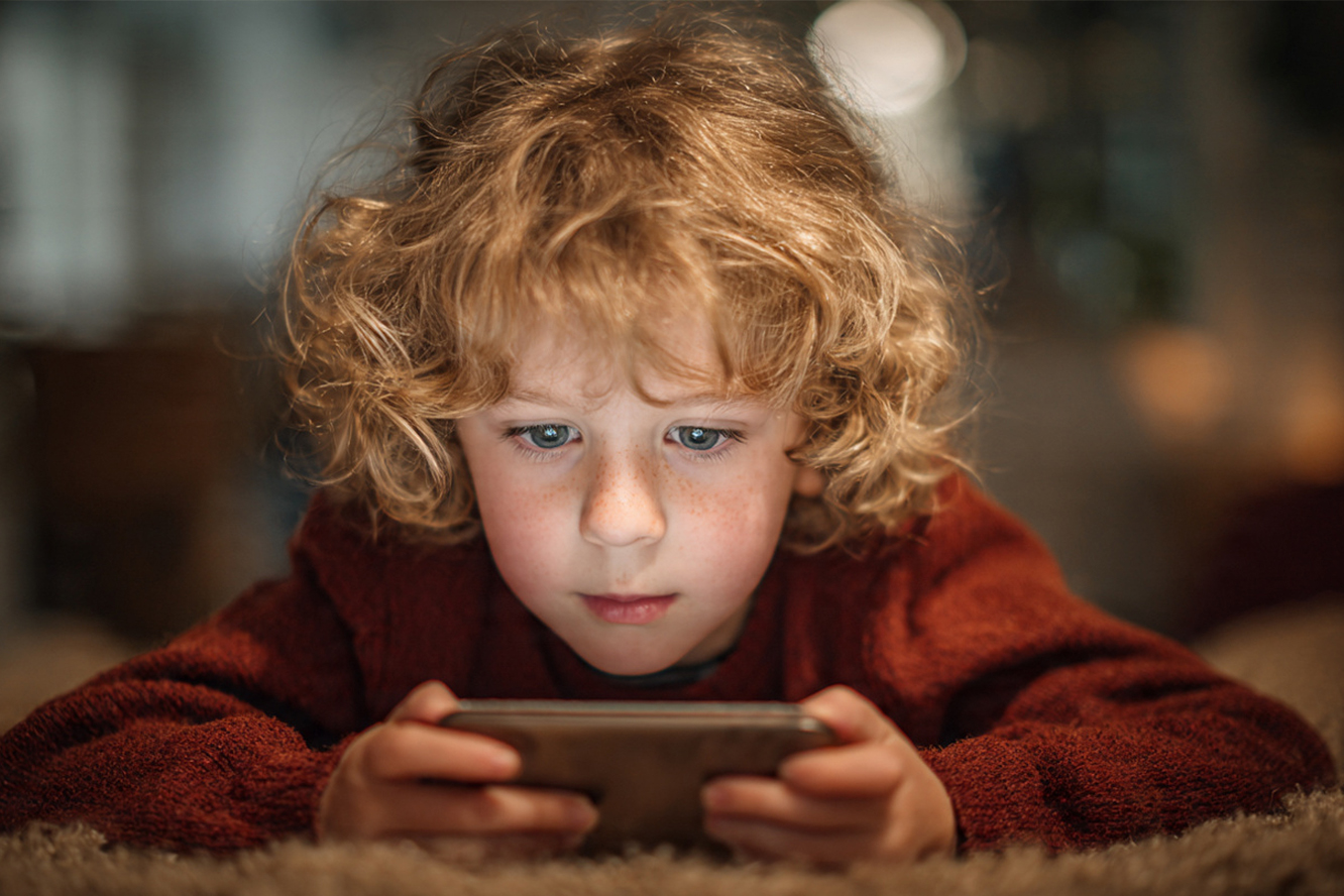 Unplug the Kids: The Power of Family Card Game Nights