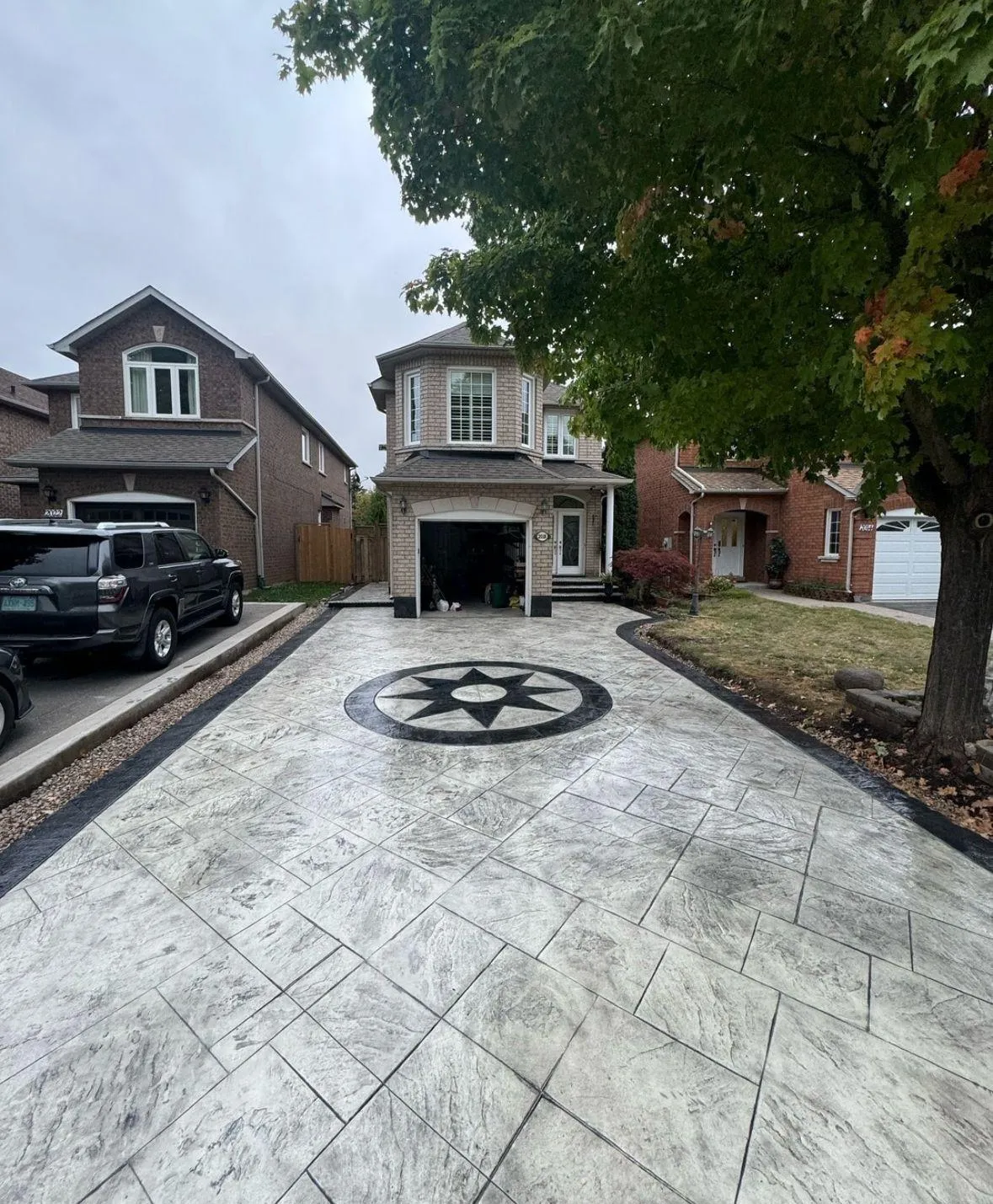 Decorative concrete driveway in Oakville