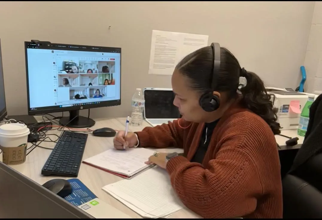 Erica Waller coaching during a virtual leadership and execution session, guiding clients with clarity and accountability.