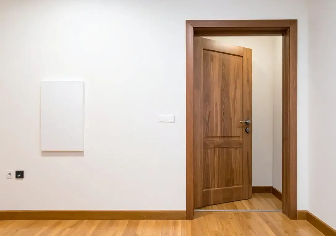 Trim & Carpentry in Forest Hills