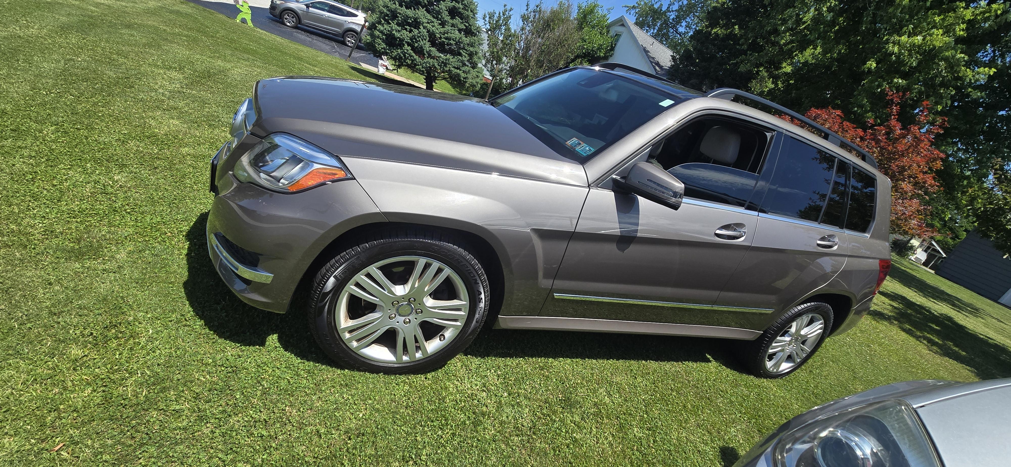 2014 Mercedes-Benz GLK 350: Luxury & Reliability