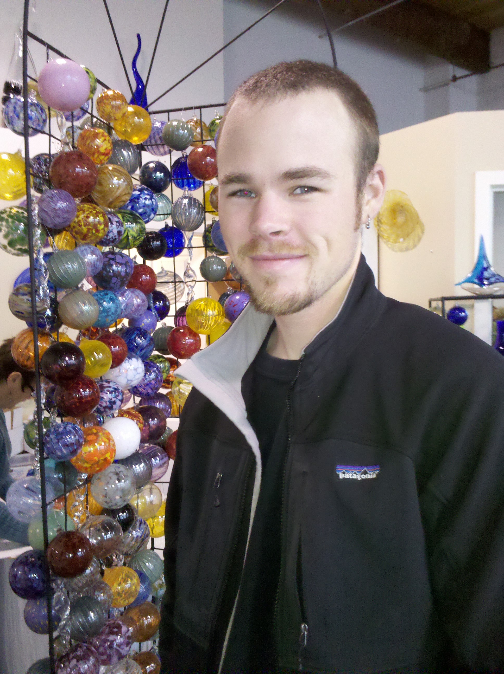 Do Something Great neon sign