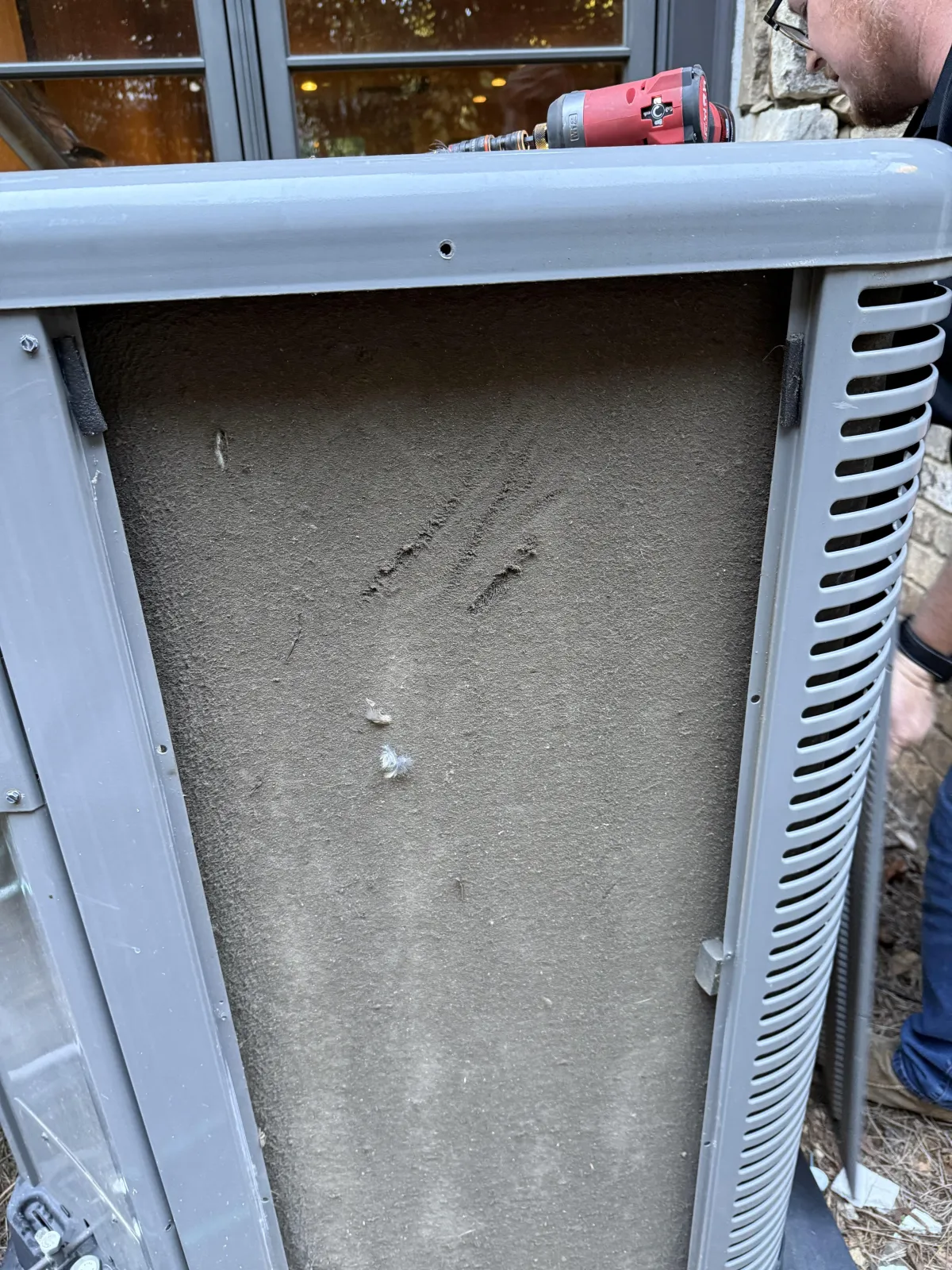 white and gray box fan