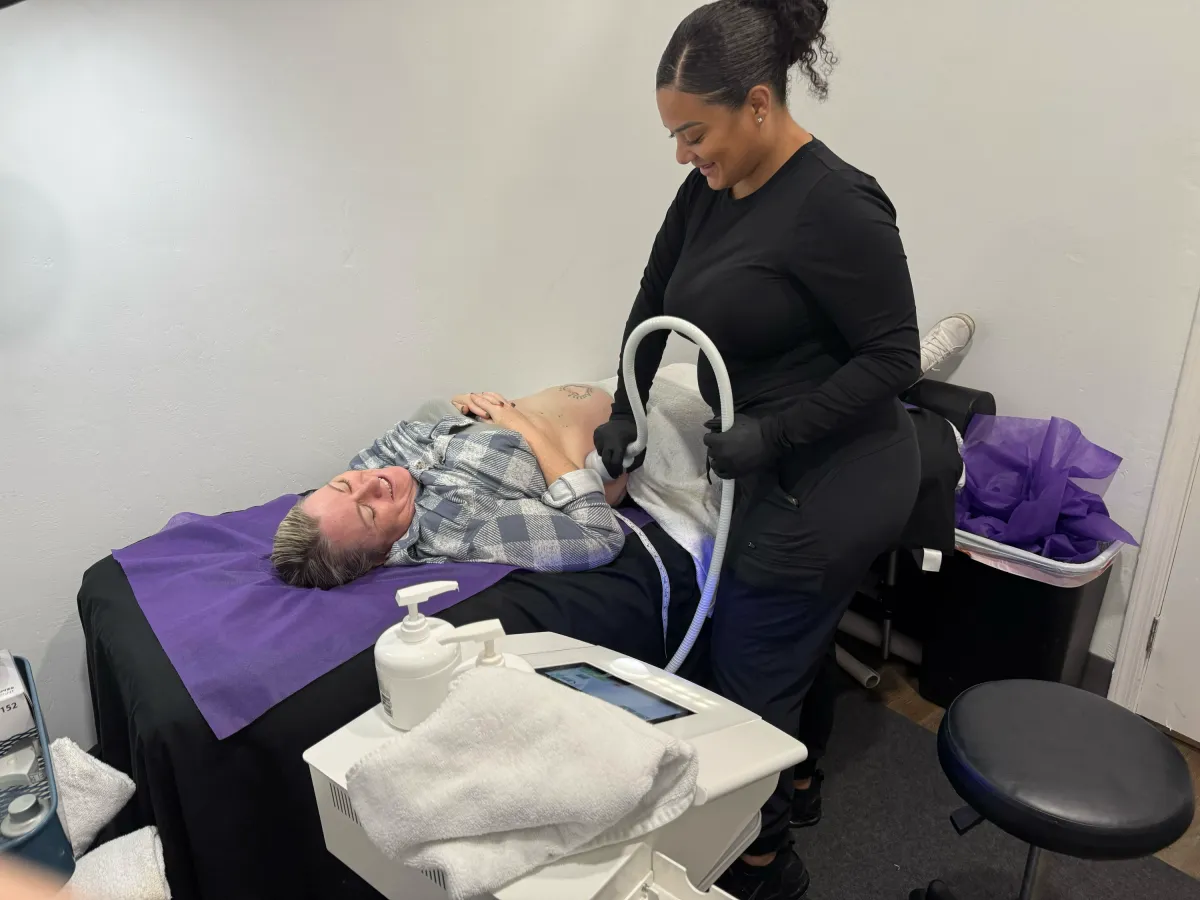 Lovely Aesthetics XO clinic for cryo slimming in Portland OR