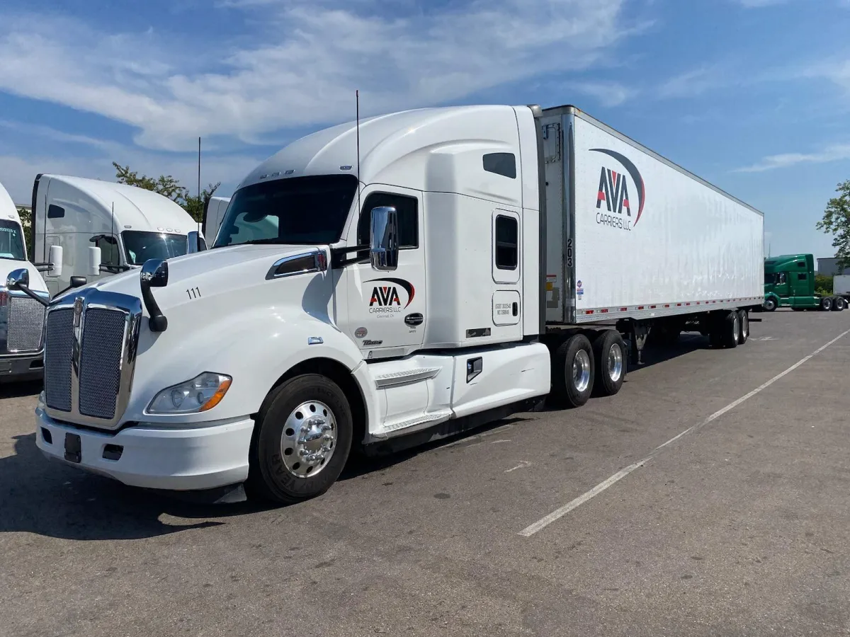 Tractor & 53foot Dry Van Trailer from Ava Carriers