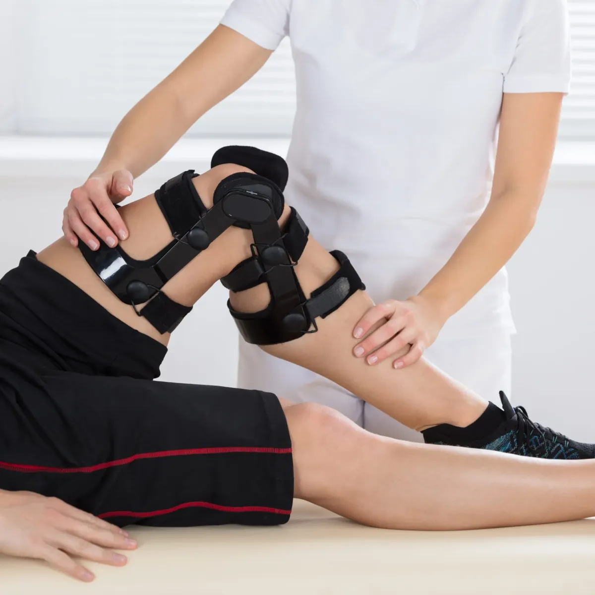 knee pain relief physical therapy near me