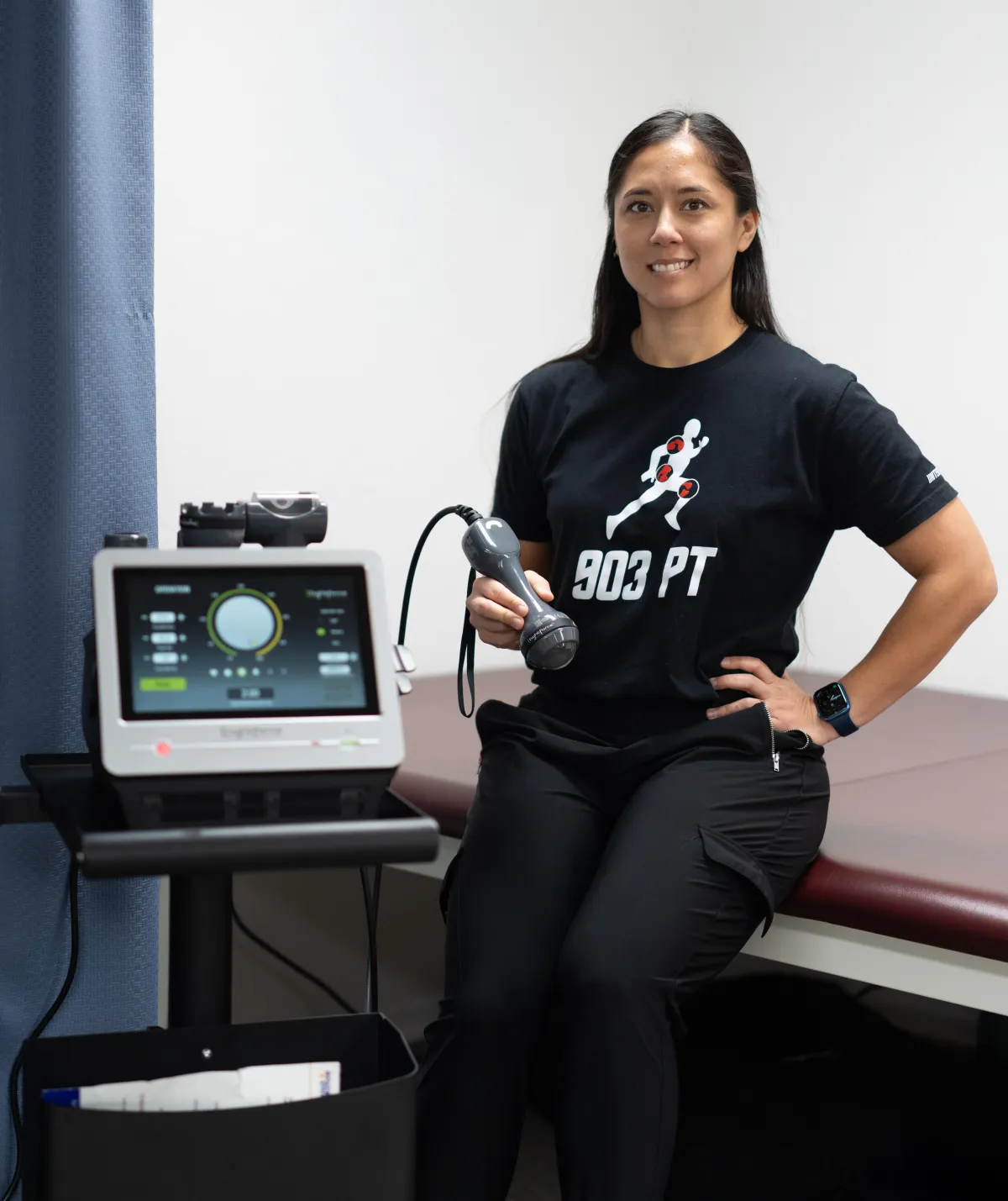 physical therapist using laser therapy at 903 Physical Therapy in whitesboro, texas