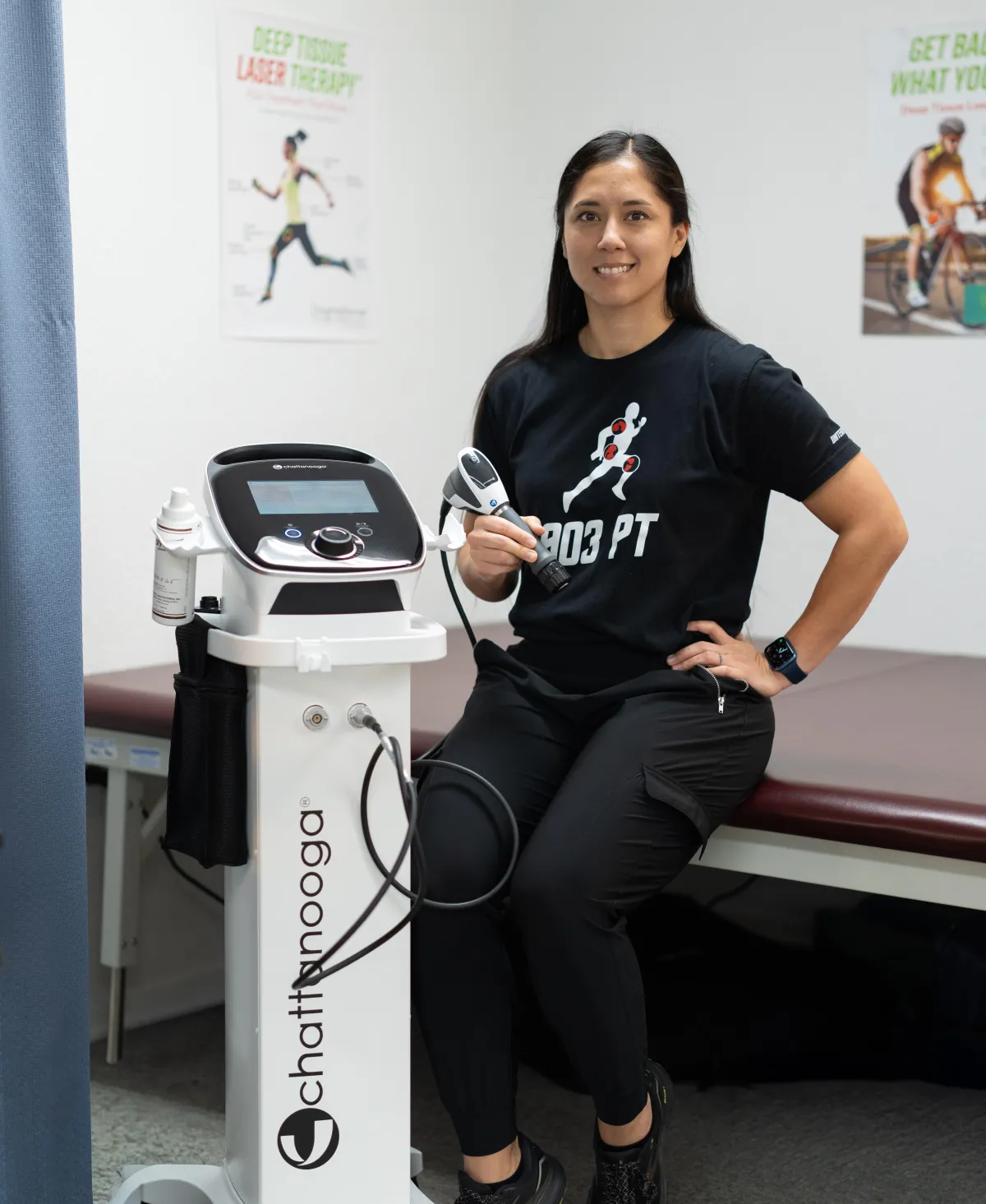 physical therapist using laser therapy at 903 Physical Therapy in whitesboro, texas