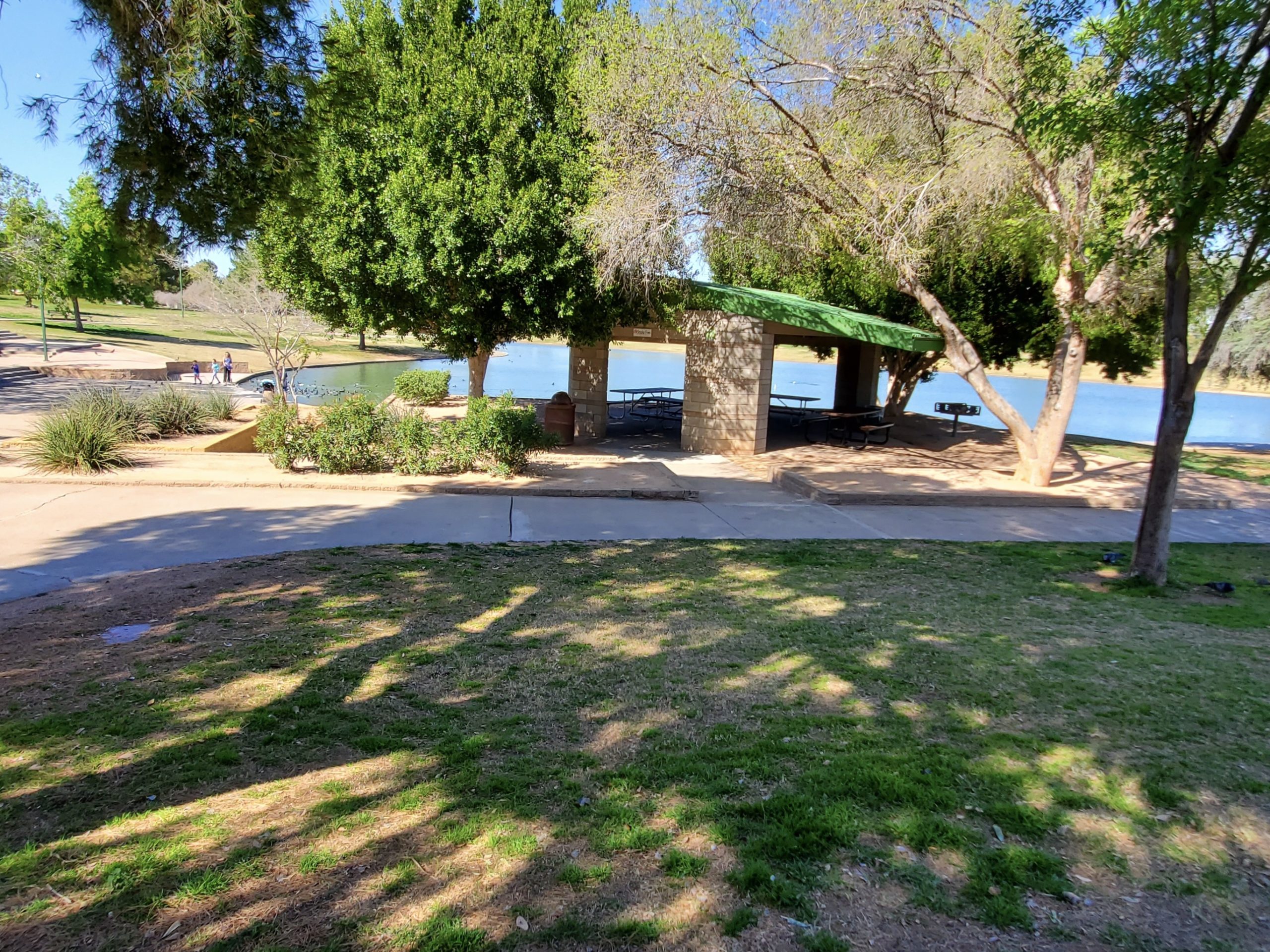 Dobson Ranch Lake & Park in Mesa, Arizona: A Relaxing Outdoor Escape in the Heart of the City