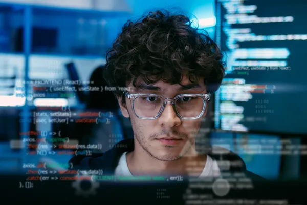 AI Developers vs Forward Deployed Engineers: Why Hiring AI Developers Isn't Enough