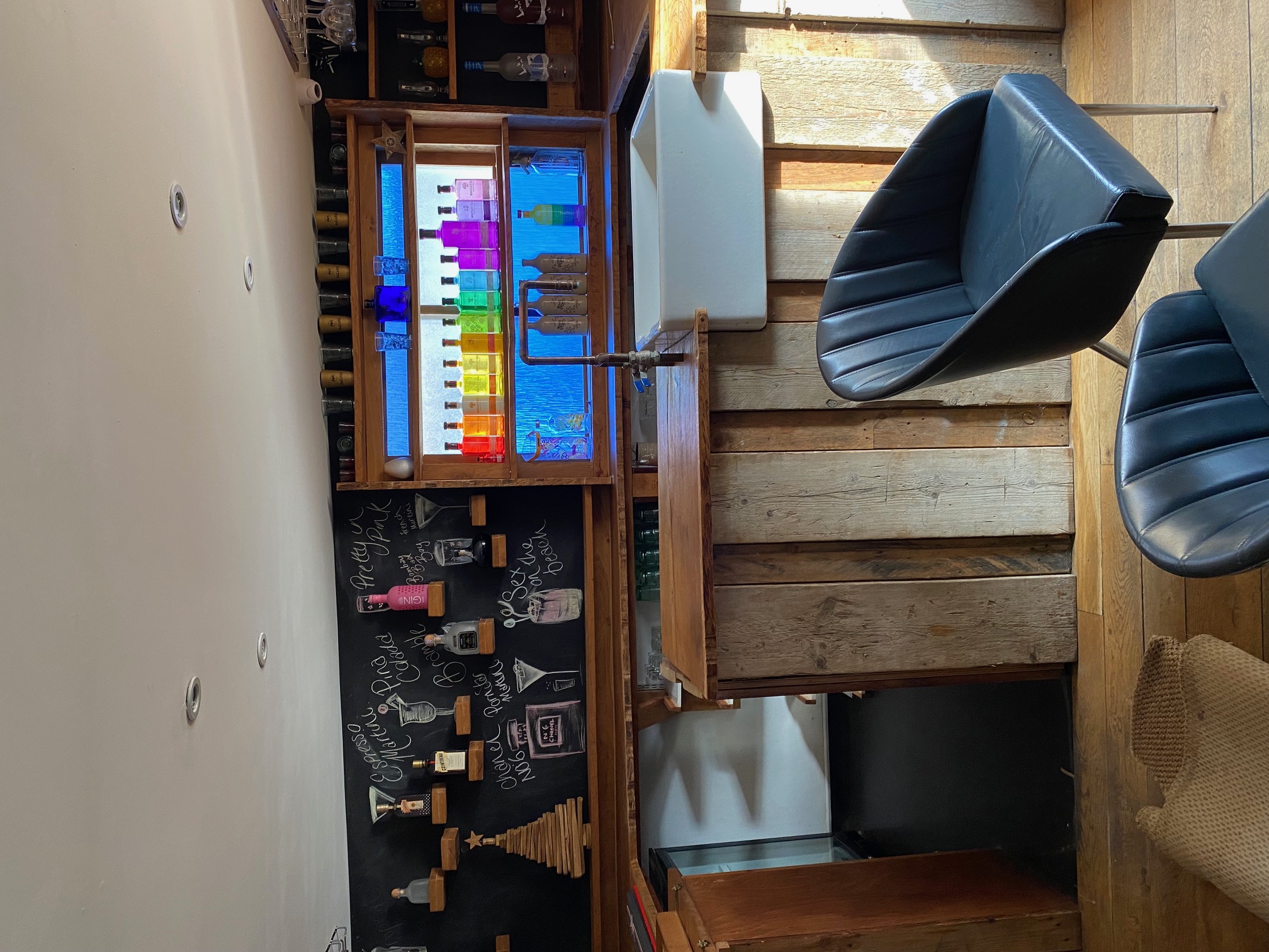 Styling with a few accessories bring this bathroom to life