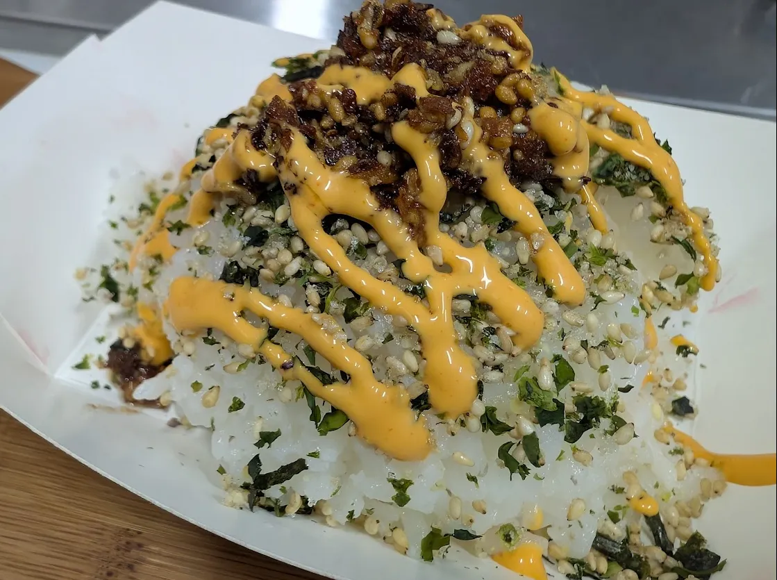 Ahi Limu Crunch bowl