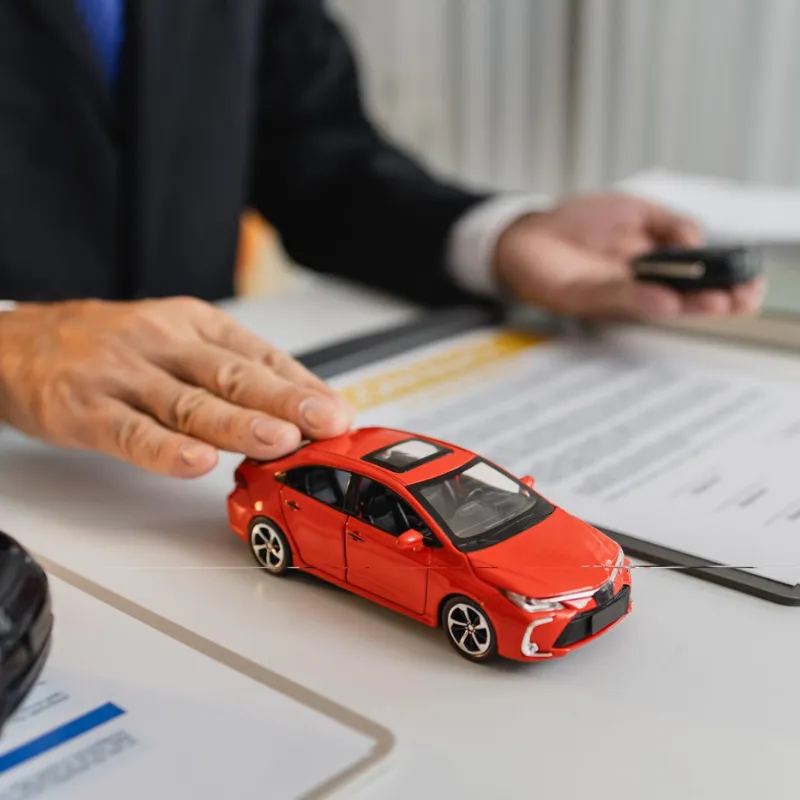 Auto insurance assistance in Riverside, California