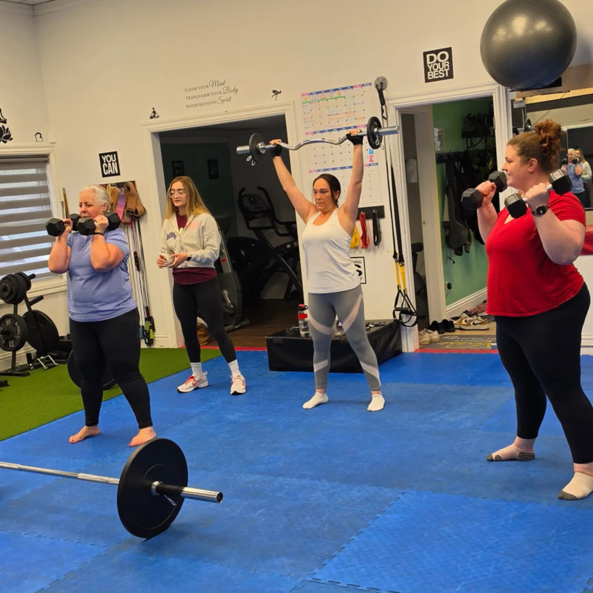 Glastonbury Gym, Glastonbury Studio, Glastonbury Kickboxing, Glastonbury Fitness Kickboxing, Weight Loss, Flex