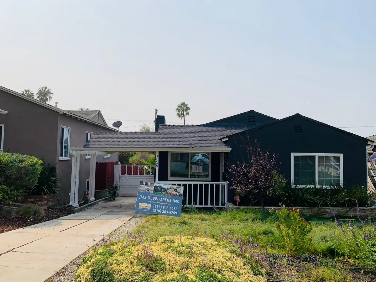 completed roofing project in Los Angeles