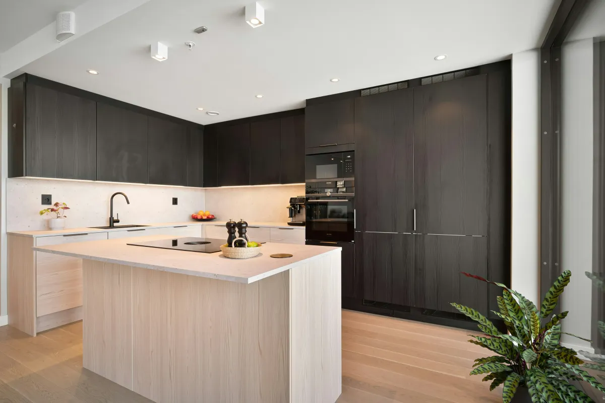 Modern Los Angeles ADU with bright interior and custom cabinetry