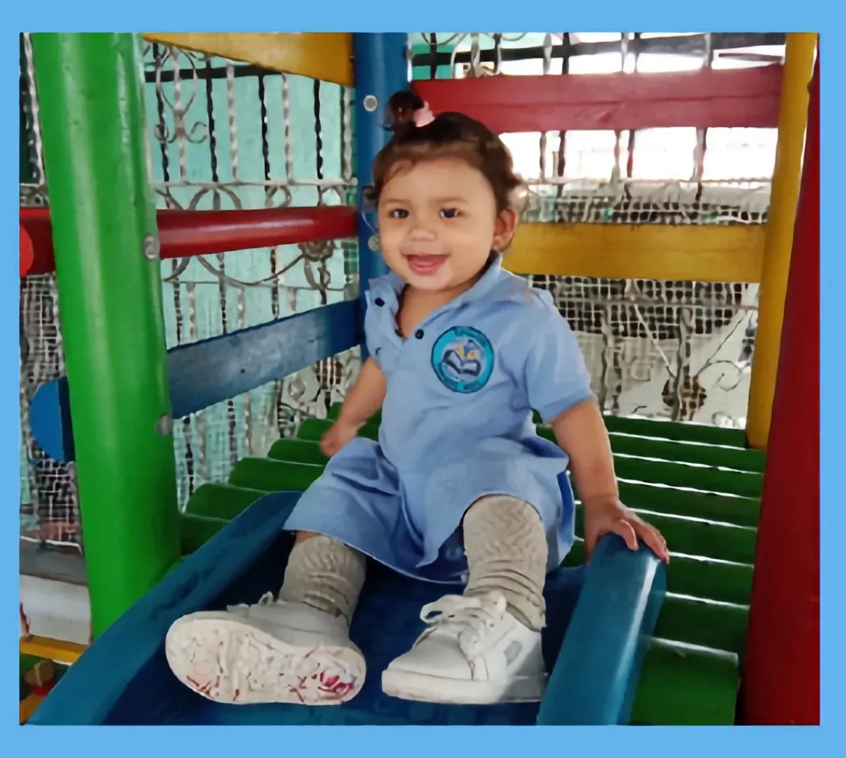 niño jugando