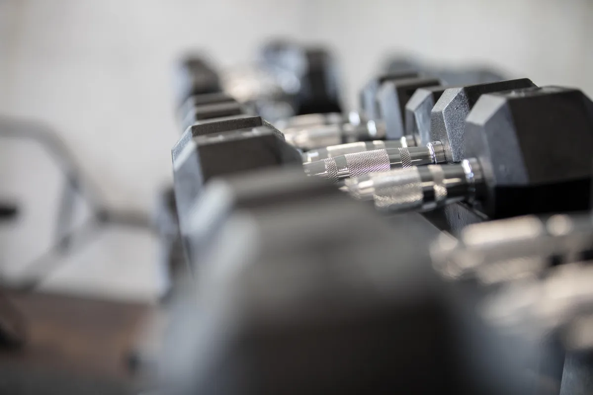 Tritt dem besten Fitnesscenter in Grünfeld bei.