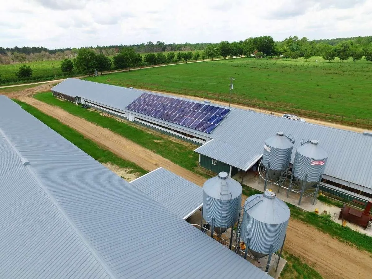 Solar array installation at Hendricks Row Crop