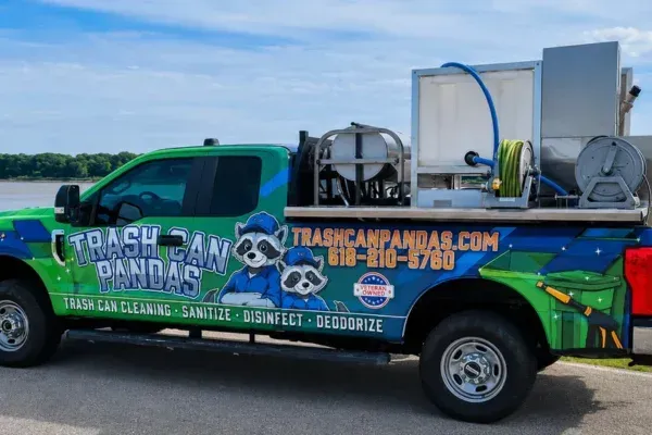 Why Summer Is the Perfect Time for Trash Can Cleaning in Edwardsville, IL
