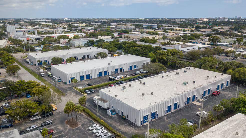 Passive Investment in Small-Bay Industrial: How to Underwrite the Partnership, Not Just the Property