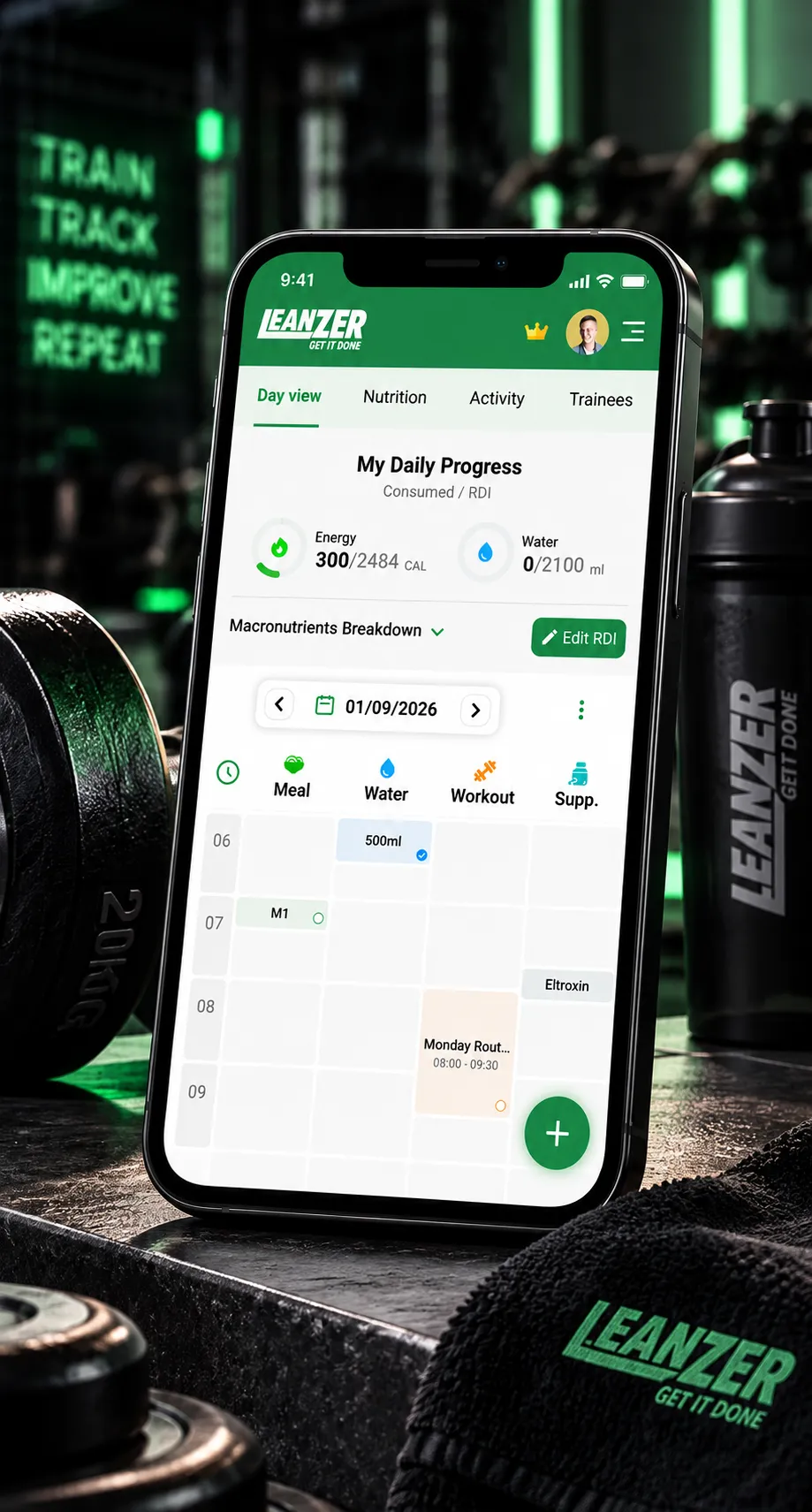 Leanzer mobile interface showing daily workout calendar and structured programming schedule