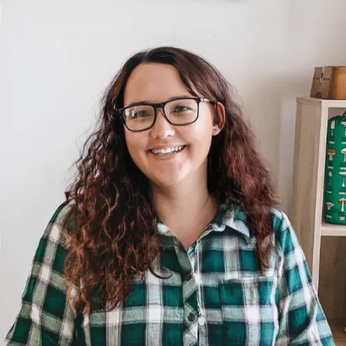 Andi Bowen - Director of Bespoke Stitchery and teacher of the online course Your Tailored Patterns