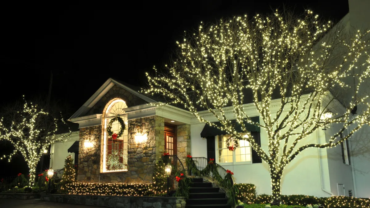 holiday lighting