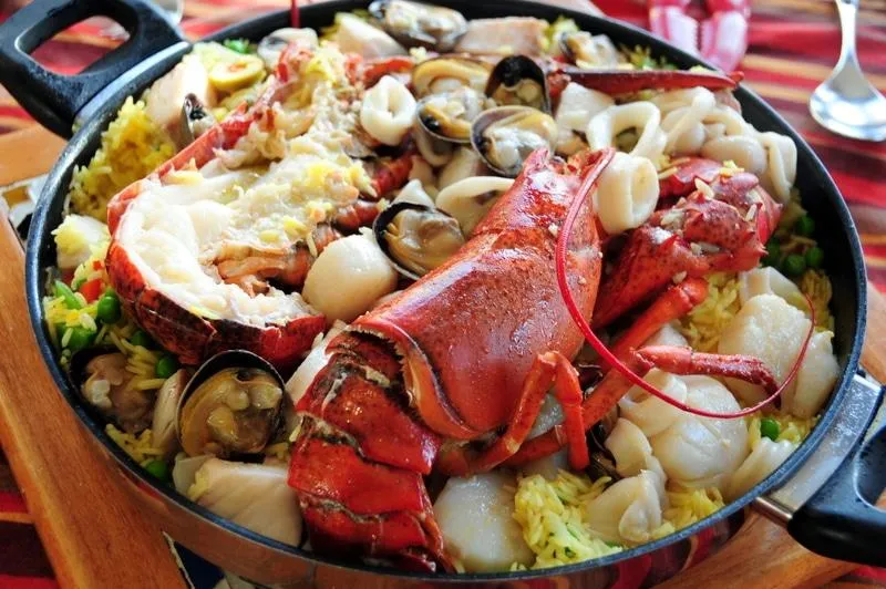 Lobster Seafood - Paella Valenciana