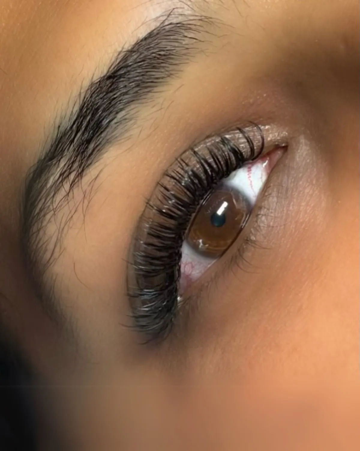 Before and after hybrid lashes Calgary"