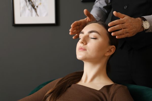 What Does the Research Say About Hypnosis?