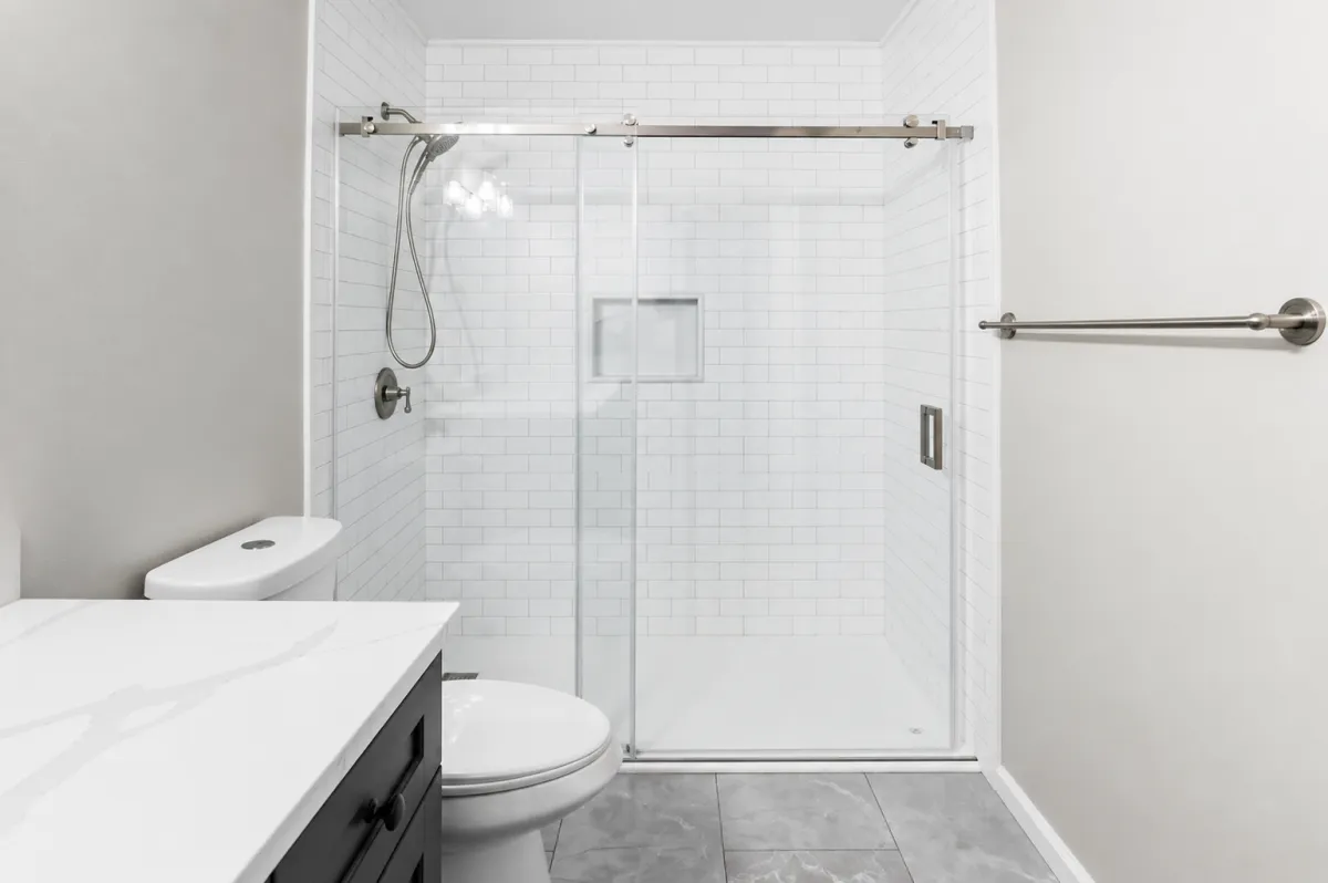 {{ custom_values.service_1 }} in {{custom_values.biz_area_1})