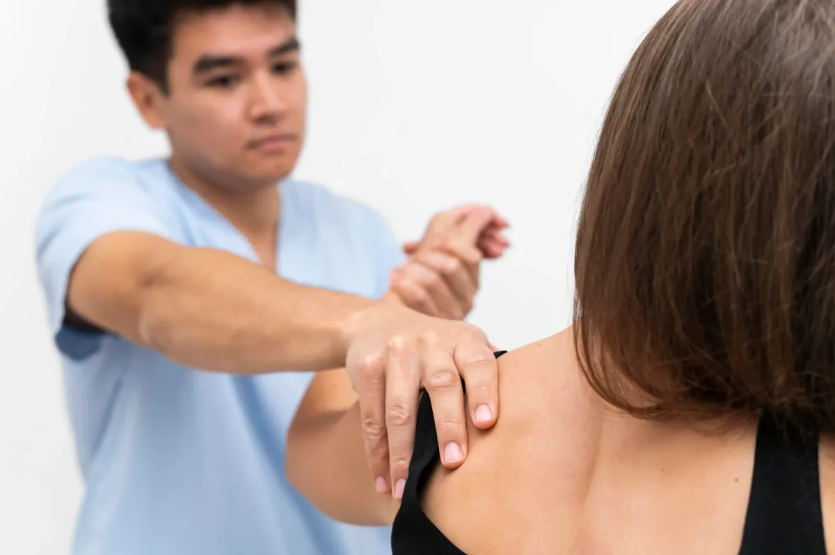 Deltoid Pain Treatment in NYC