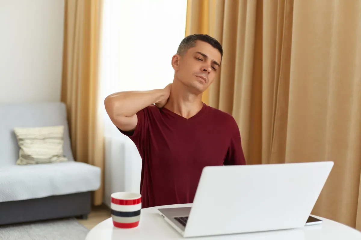 9 Causes of Right-Sided Neck Pain