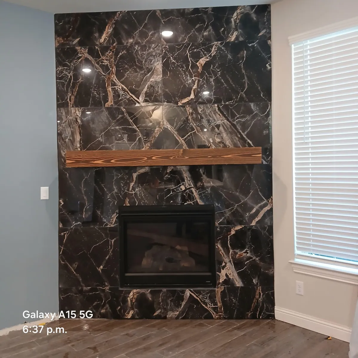 {{ custom_values.service_1 }} in {{custom_values.biz_area_1})