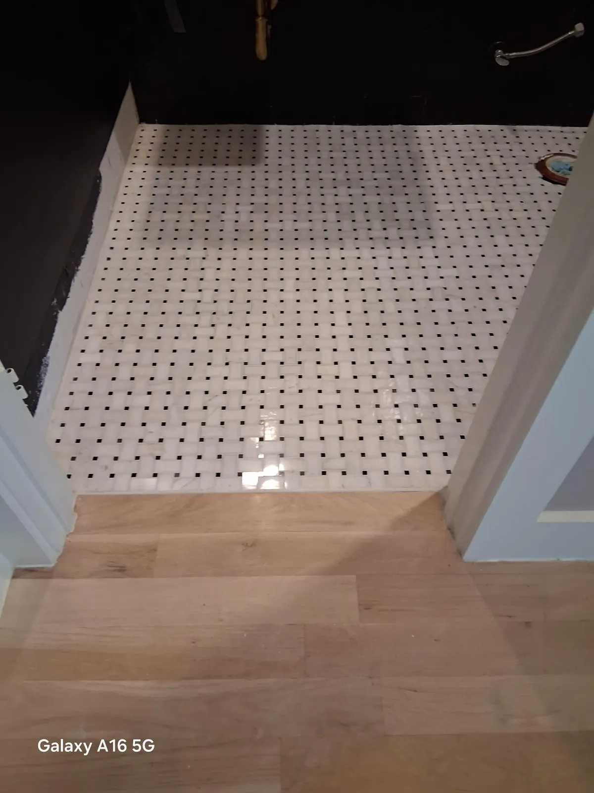 Laminate flooring in Preston Hollow