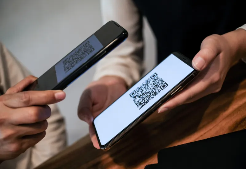 Phone screen showing personalized reactivation text message offering returning customer discount